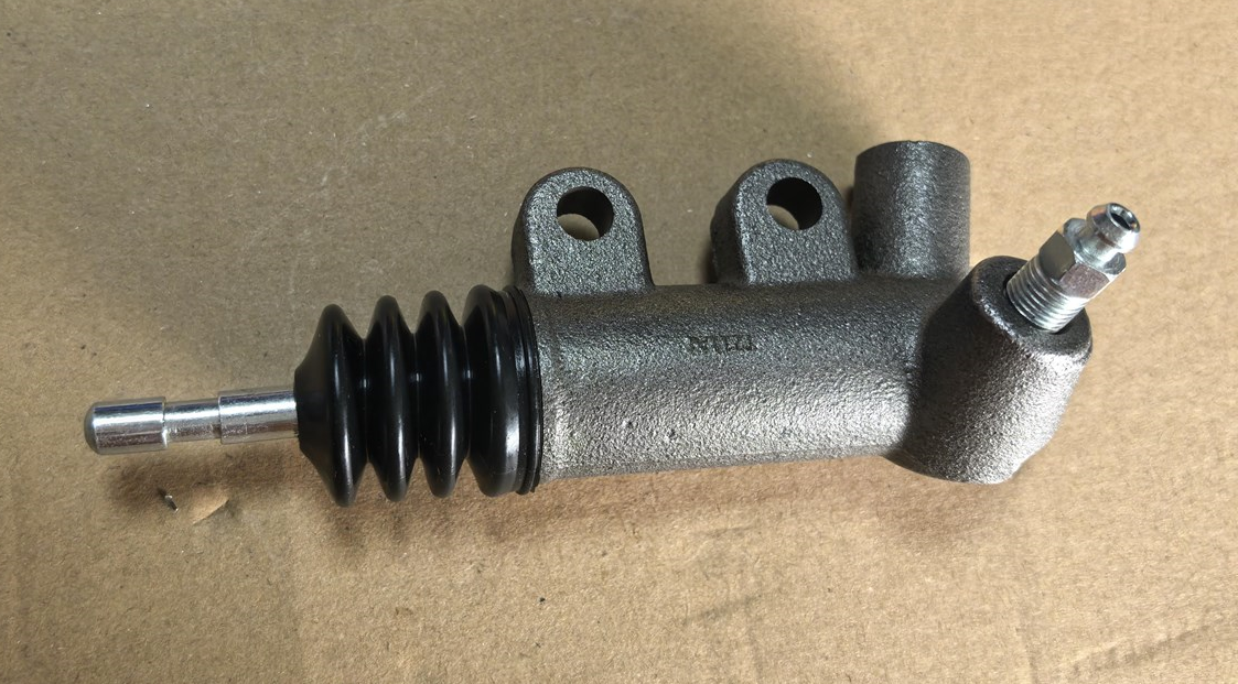 31470-12091 31470-12092 31470-12093 TOYOTA  Clutch Master Cylinder