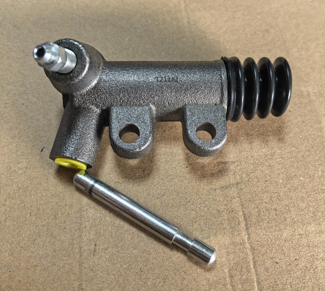31470-12091 31470-12092 31470-12093 TOYOTA  Clutch Master Cylinder