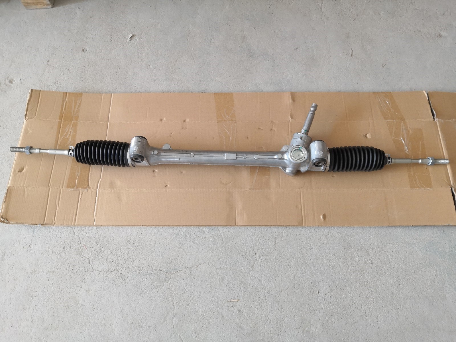 DS130014 45510-0D460 DS130244 45510-0D500 TOYOTA  Steering Rack(RHD)