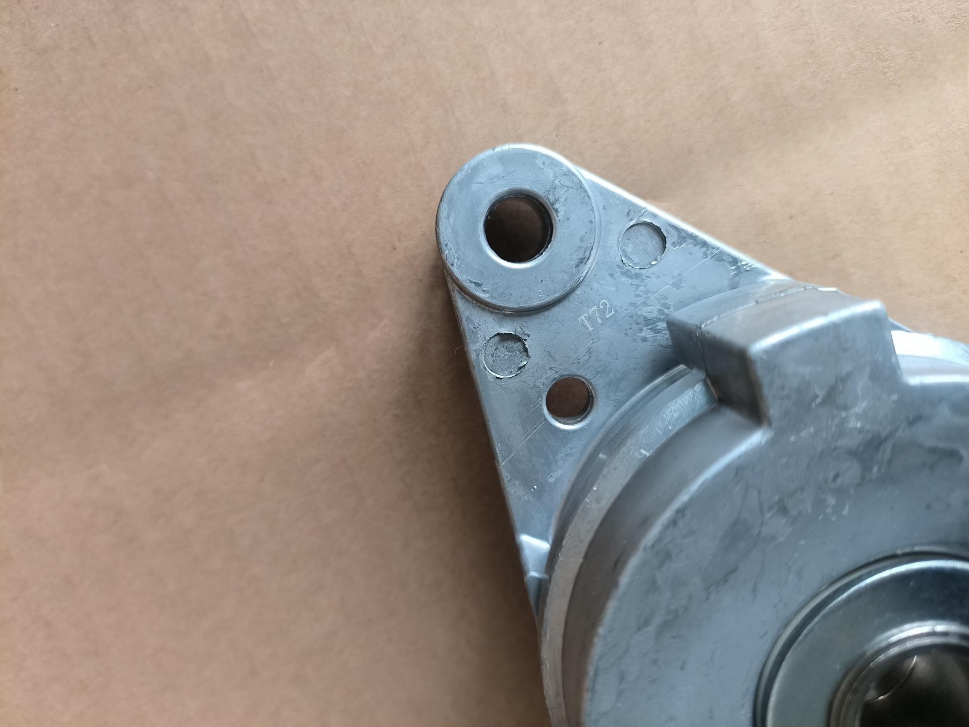 DS010118-Z32C DS010118-Z3SC DS010118-L40C1 DS010118-L40C2 DS010118-L40C3 16603-0S010 16620-0S011 16620-0S012 VKM 62025 GAT31660 LEXUS  Belt Tensioner