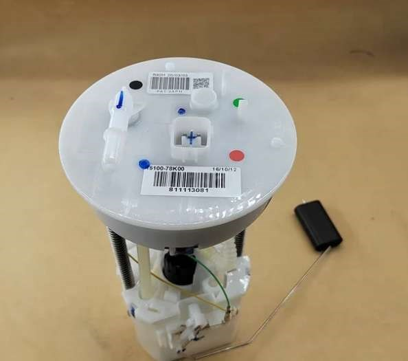 DS110229 15100-78800   Fuel Pump